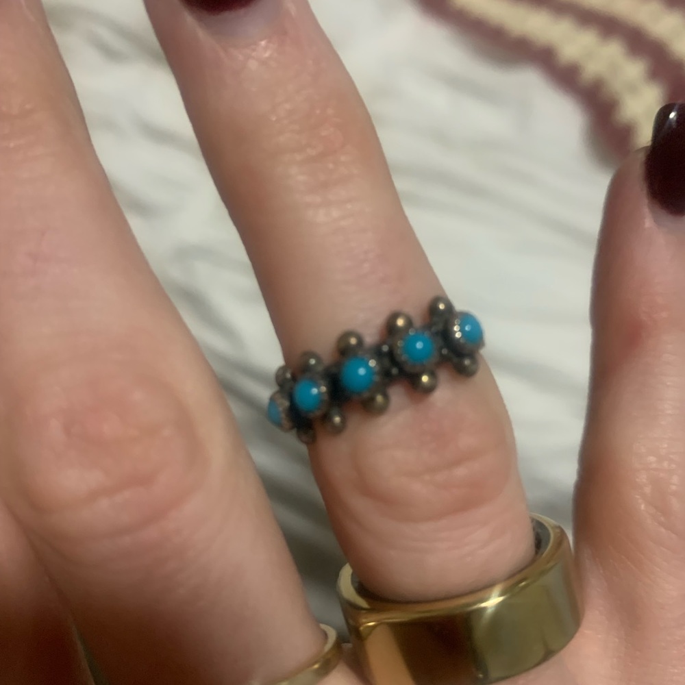turquoise band